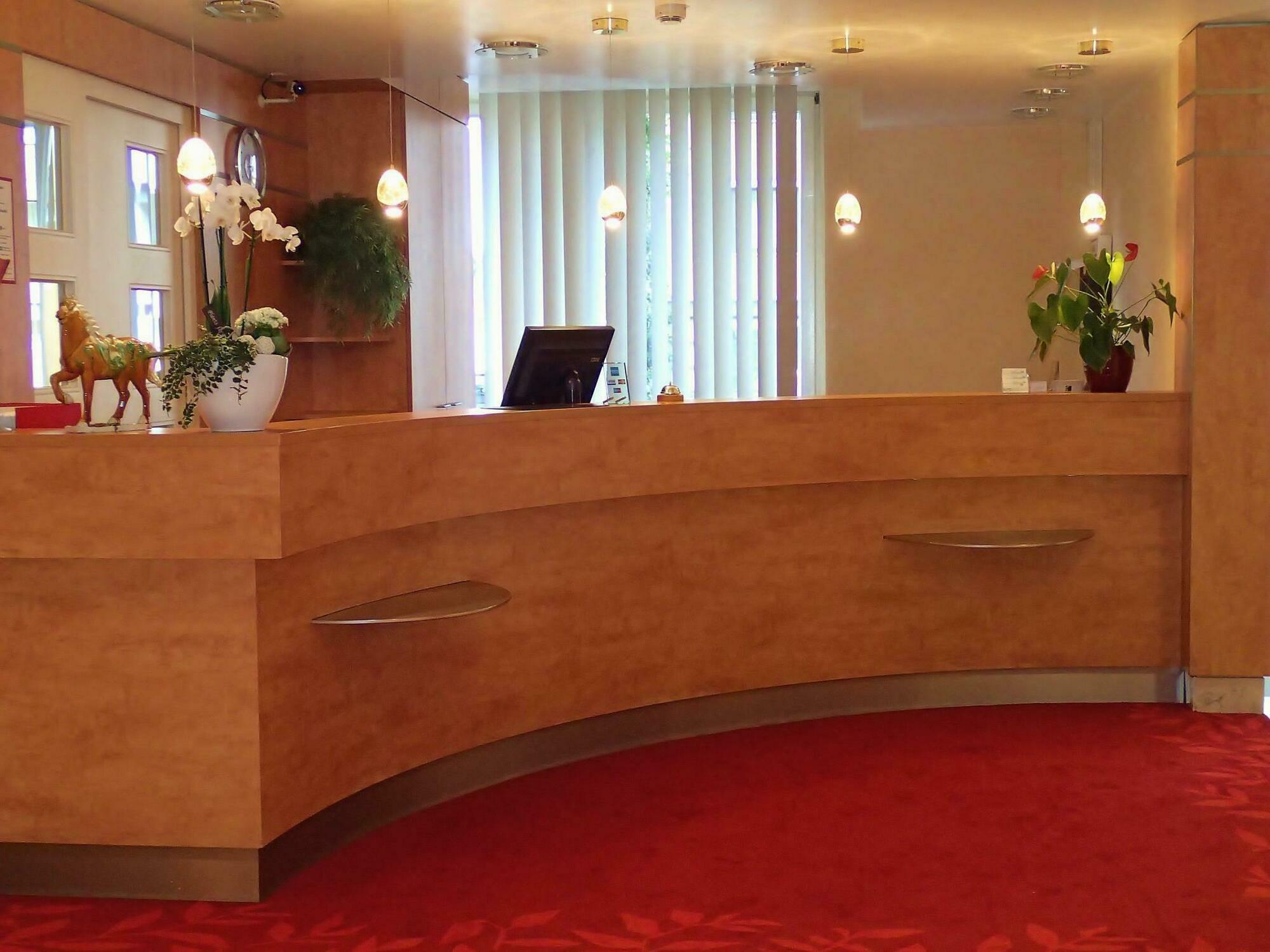 דיסלדורף Hotel Mingarden מראה חיצוני תמונה